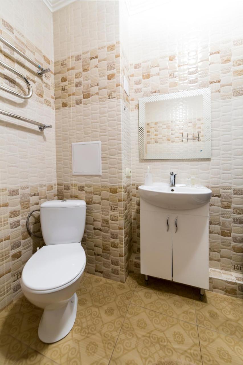 Studio Apartment On Bazhana Киев Екстериор снимка